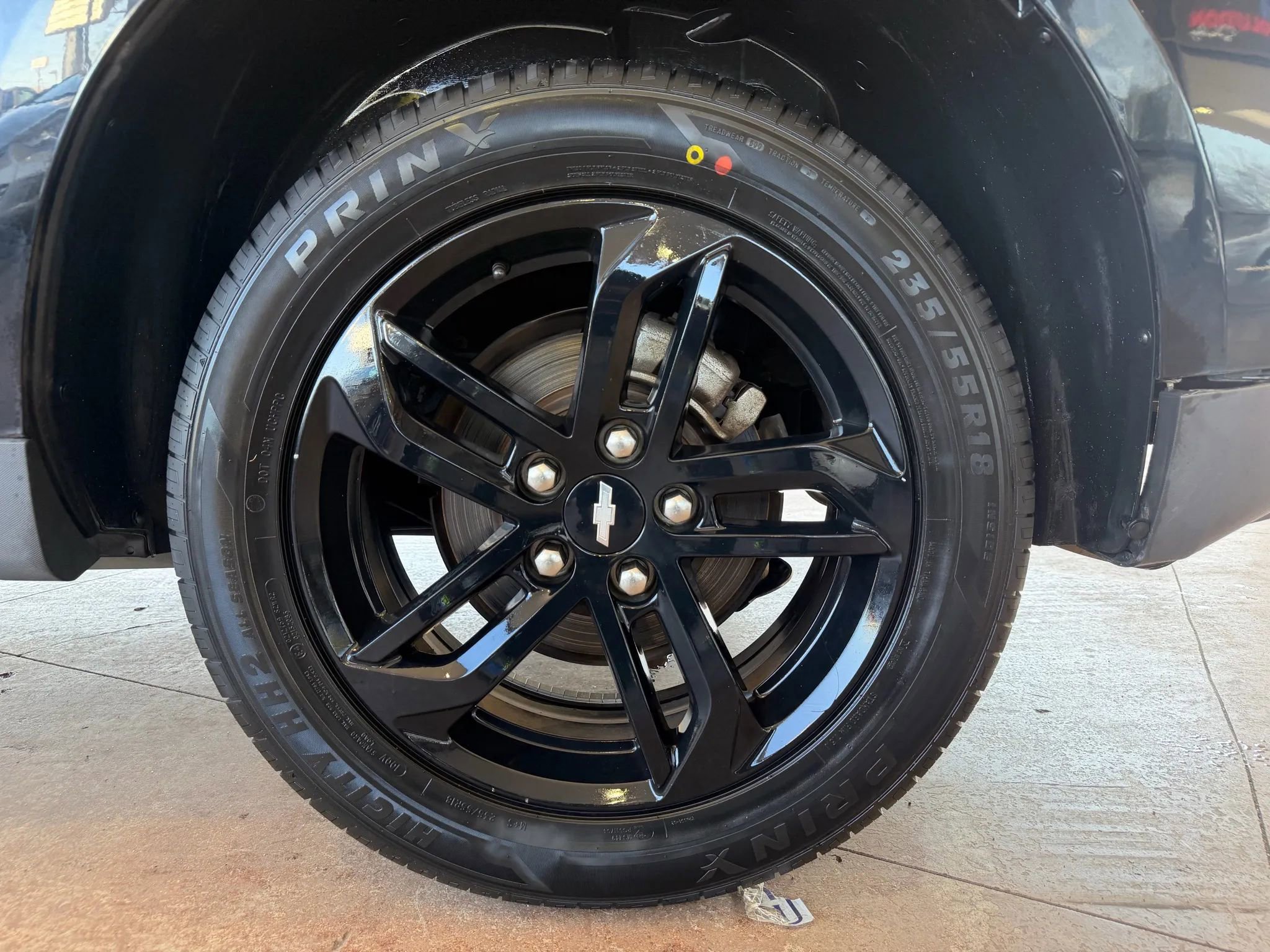 Used 2017 Chevrolet Equinox LT image 24