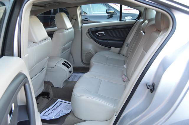 Used 2011 Ford Taurus SEL w/ 201A Rapid Spec Order Code image 37
