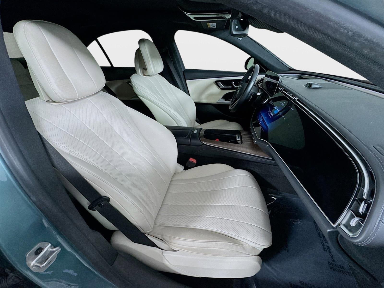 Used 2025 Mercedes-Benz E 450 4MATIC Sedan image 31