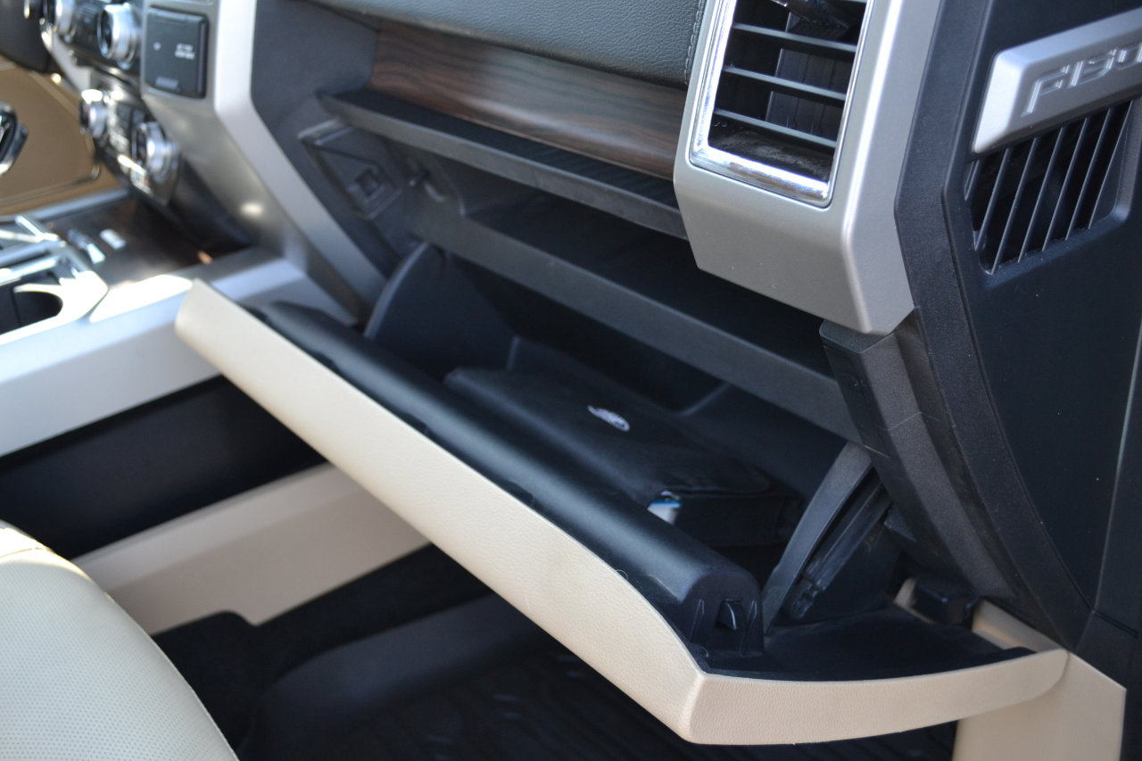 Used 2017 Ford F150 Lariat w/ Equipment Group 502A Luxury image 39