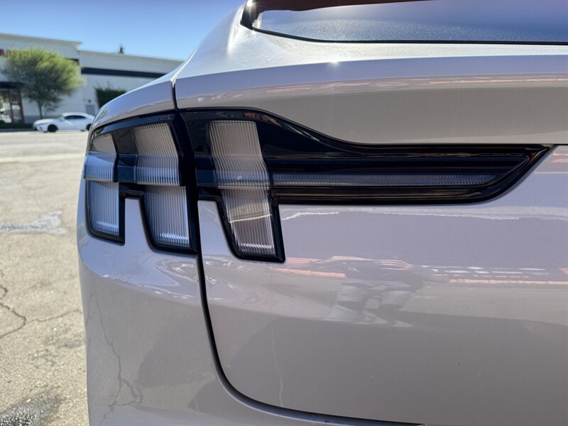 Used 2023 Ford Mustang Mach-E Select RWD image 16