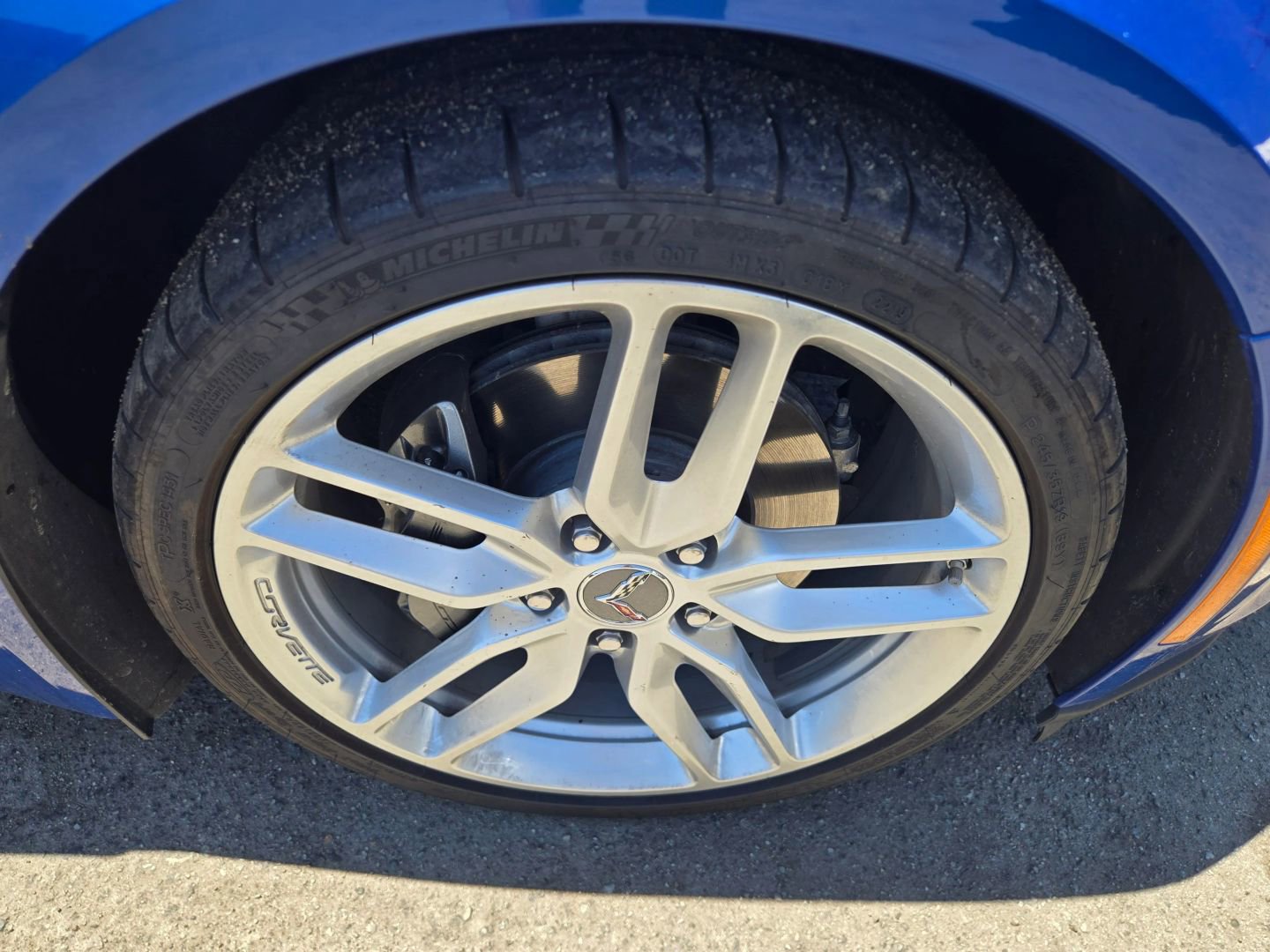 Used 2019 Chevrolet Corvette Stingray Coupe w/ 1LT image 26