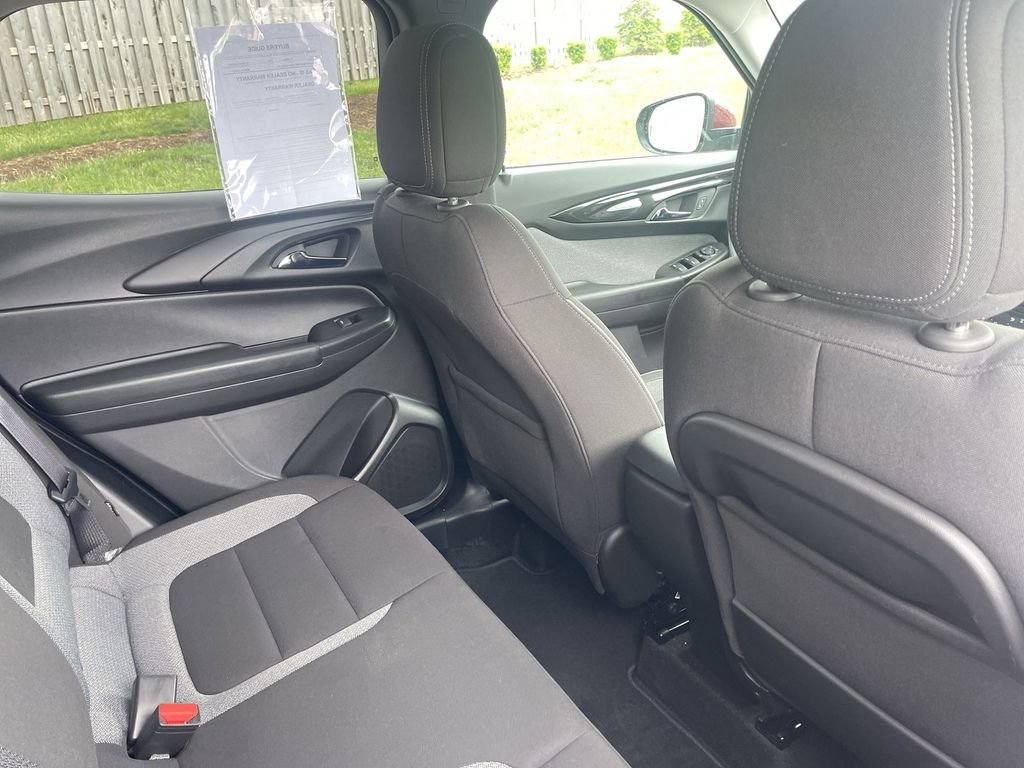 Used 2025 Chevrolet TrailBlazer LT FWD image 36