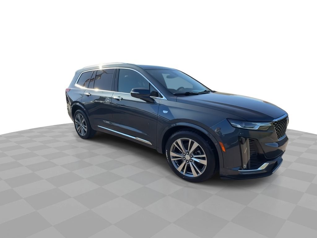 Certified 2020 Cadillac XT6 Premium Luxury FWD image 3