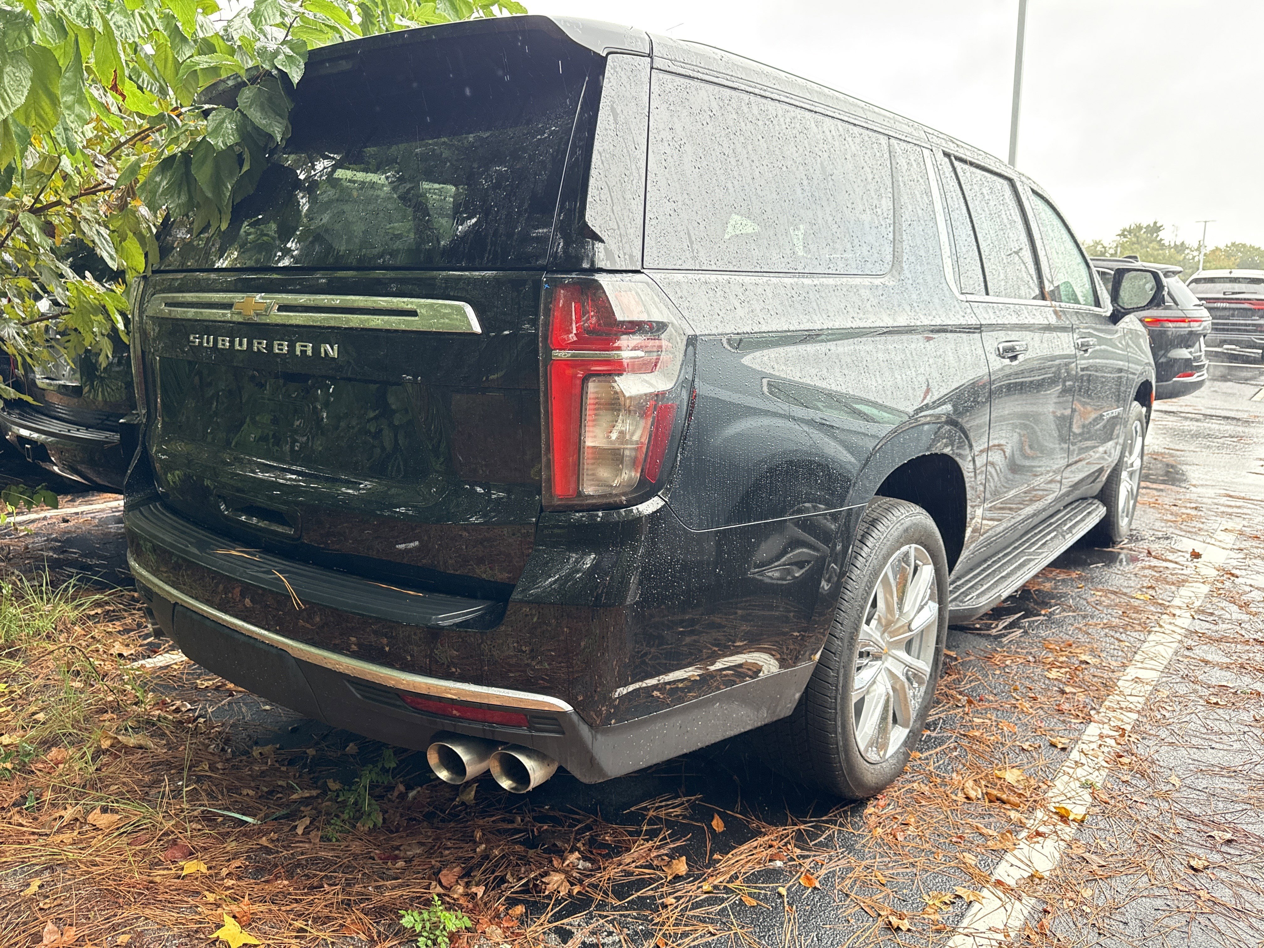 Certified 2024 Chevrolet Suburban High Country w/ Max Trailering Package image 15
