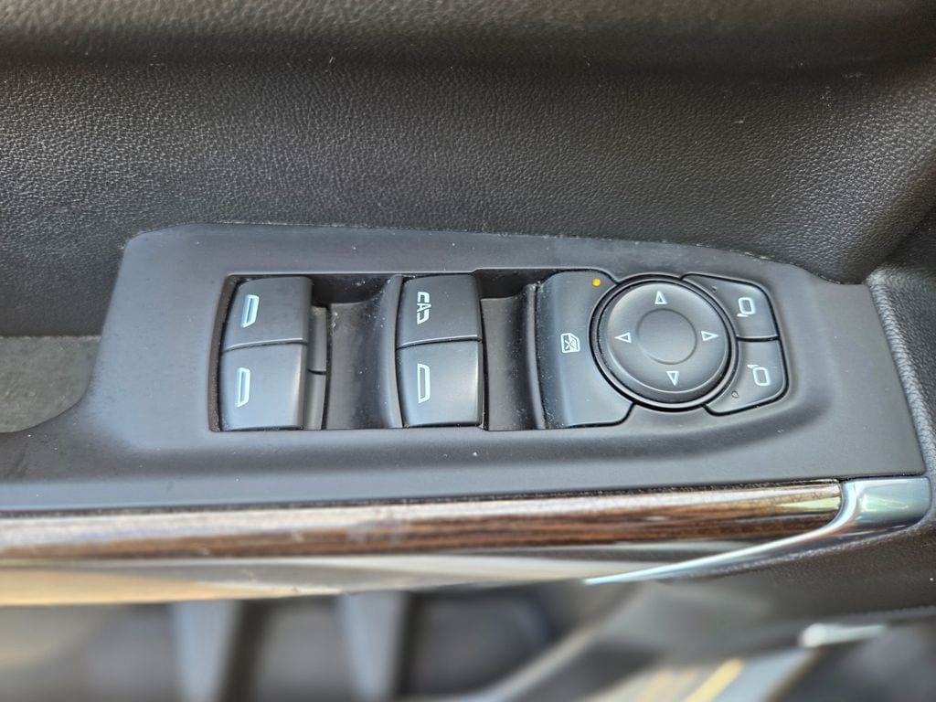 Used 2021 Chevrolet Silverado 1500 LT Trail Boss w/ Convenience Package II AWD/4WD image 26