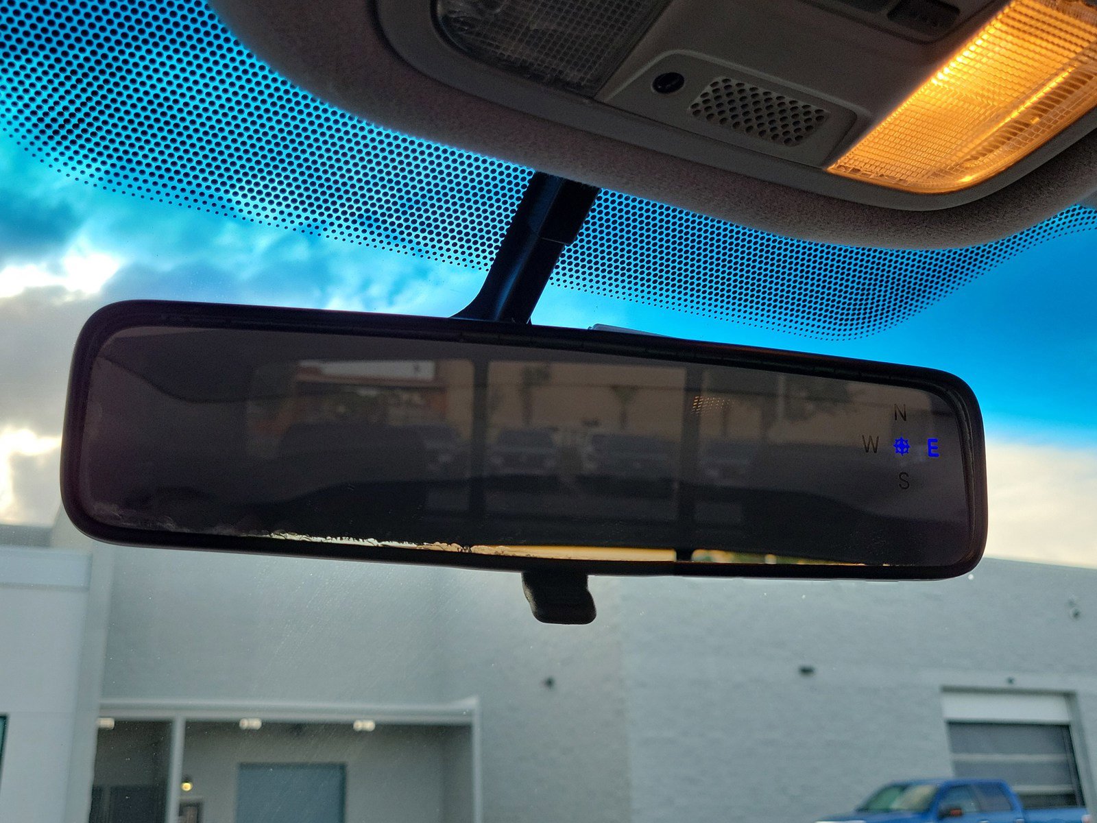 Used 2010 Honda Ridgeline RTL image 25