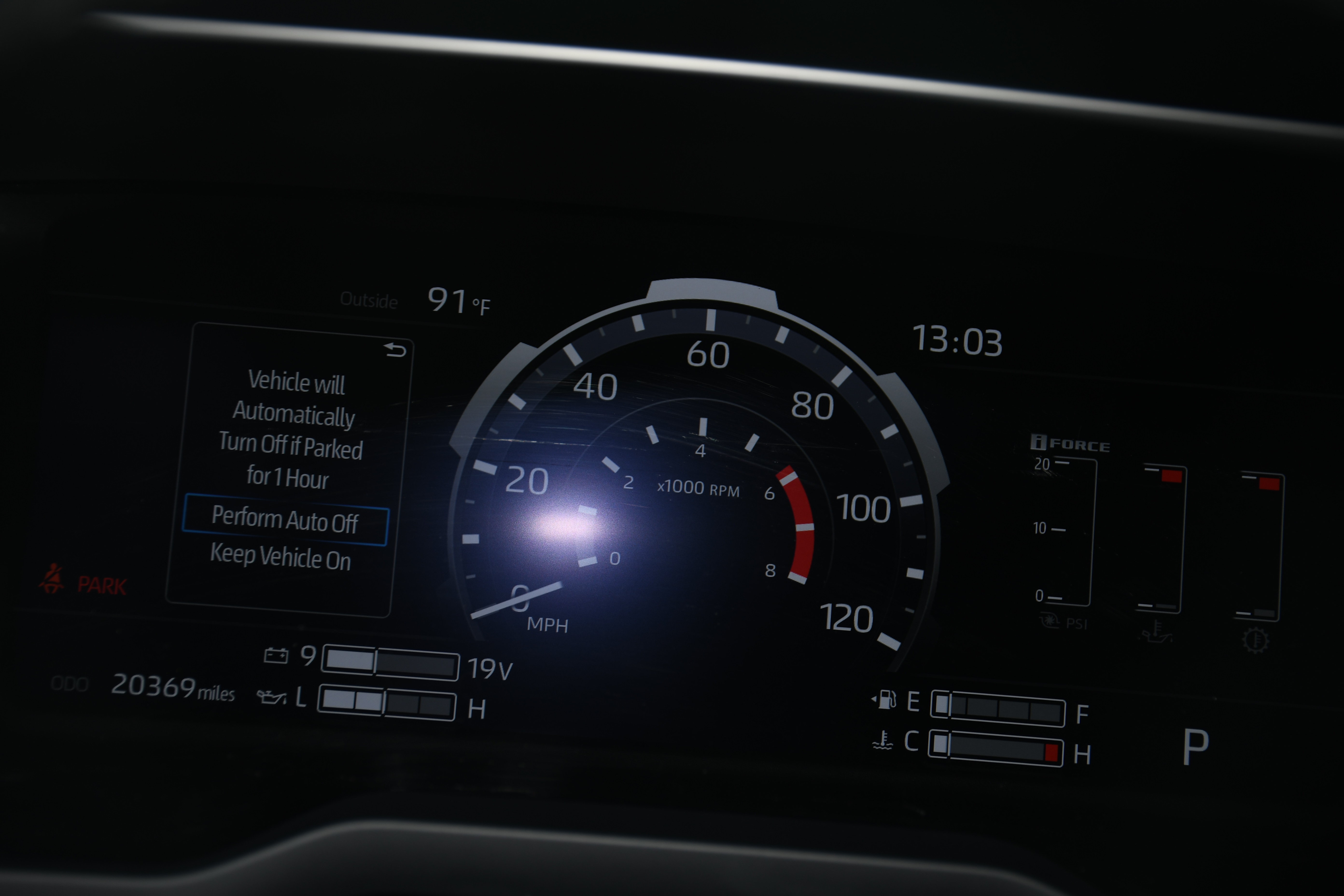 Certified 2025 Toyota Tundra Limited AWD/4WD image 15