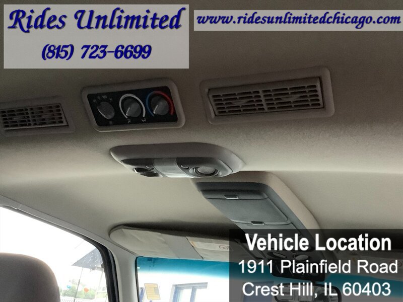 Used 1999 Chevrolet Suburban 2500 w/ Preferred Equipment Group 2 AWD/4WD image 35