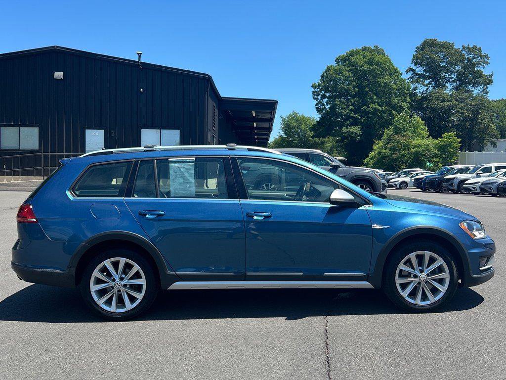 Used 2017 Volkswagen Golf Alltrack SEL AWD/4WD image 6
