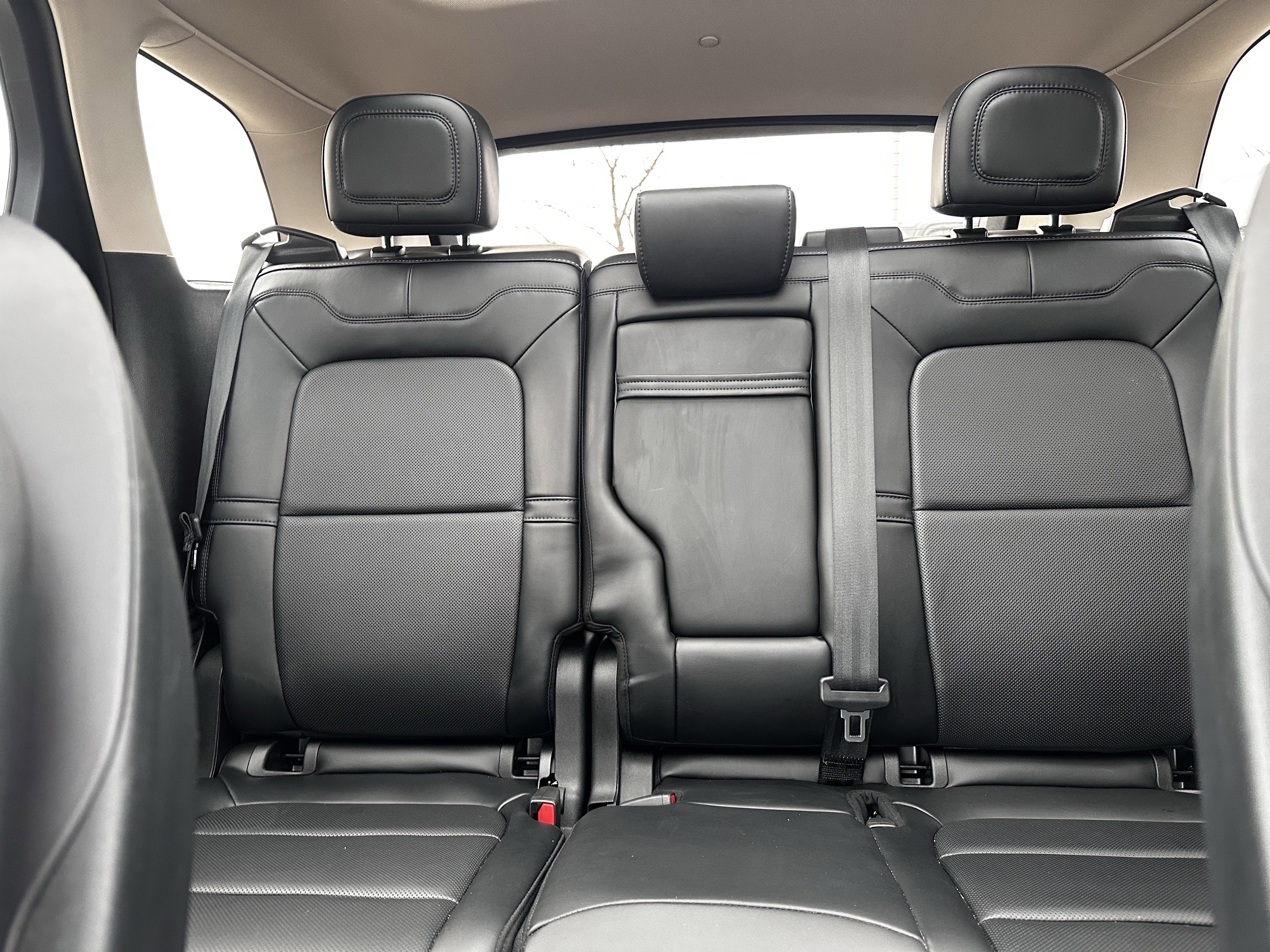 Used 2023 Lincoln Corsair Reserve w/ Equipment Group 201A image 13