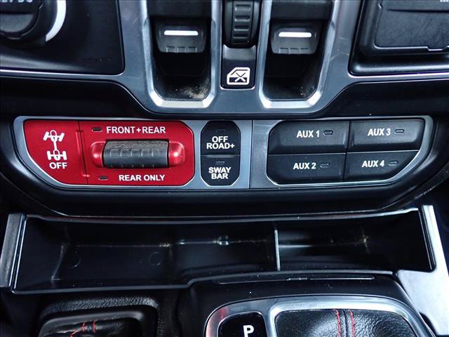 Used 2023 Jeep Gladiator Rubicon w/ Cold Weather Group AWD/4WD image 19