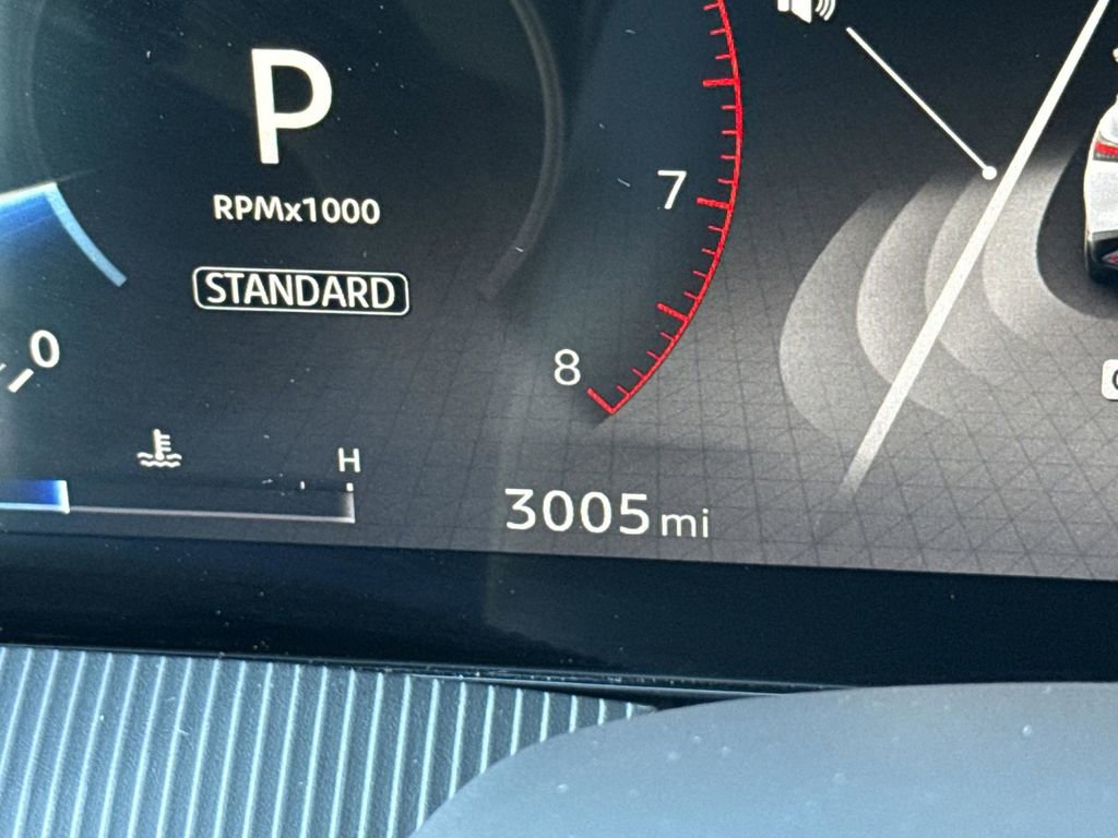 Used 2025 Nissan Murano SV image 45