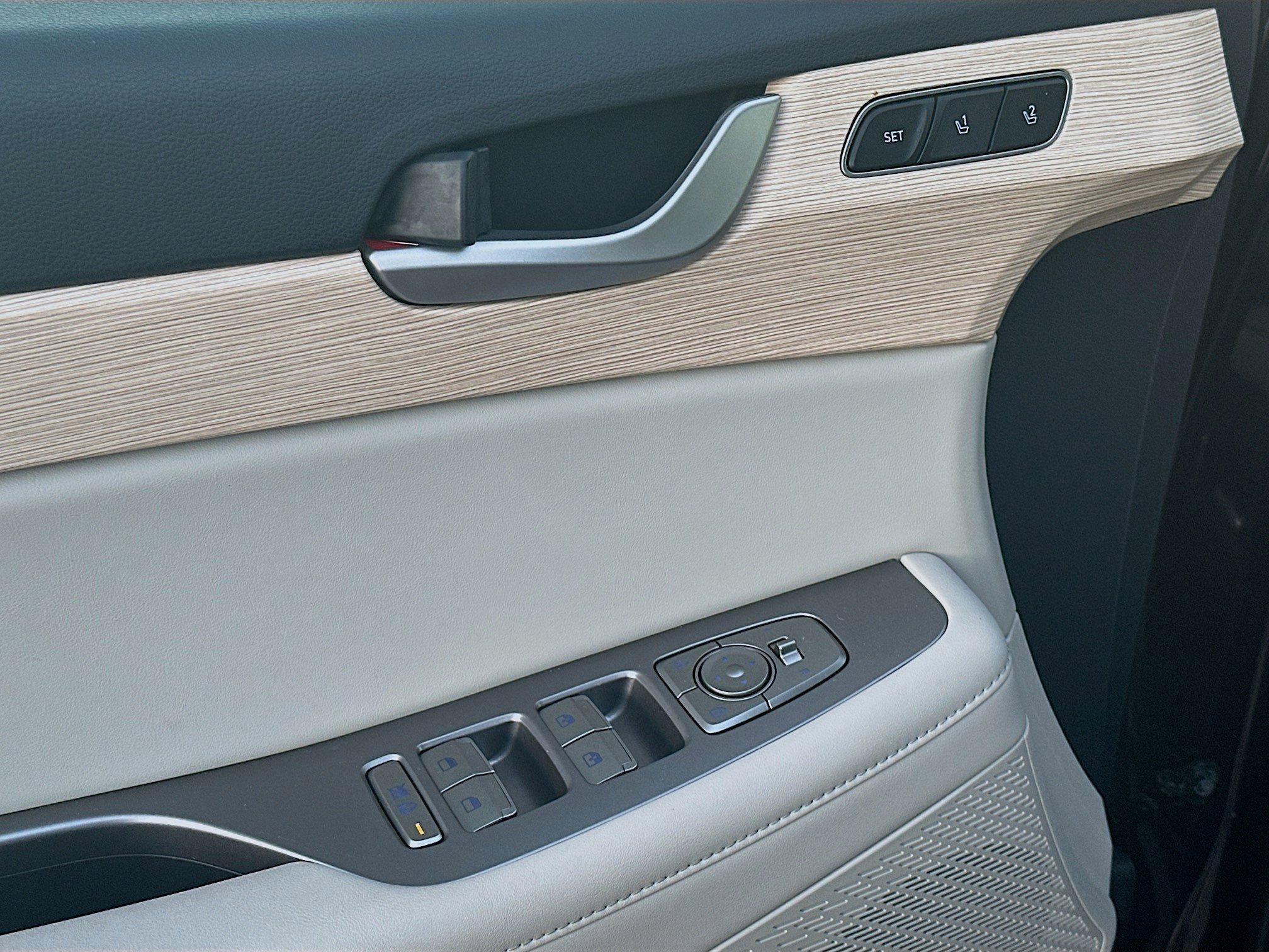 Certified 2024 Hyundai Palisade Limited image 16