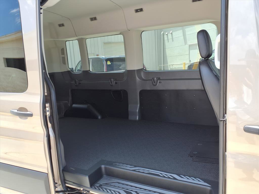 Used 2020 Ford Transit 350 XLT RWD image 12