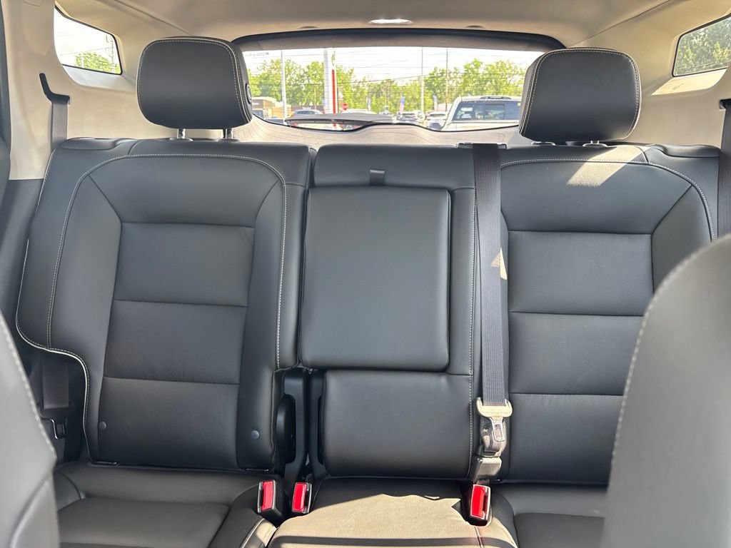 Used 2020 GMC Terrain Denali w/ Denali Premium Package AWD/4WD image 32