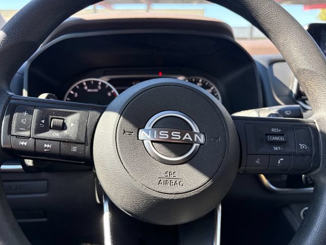 Used 2023 Nissan Rogue S AWD/4WD image 27