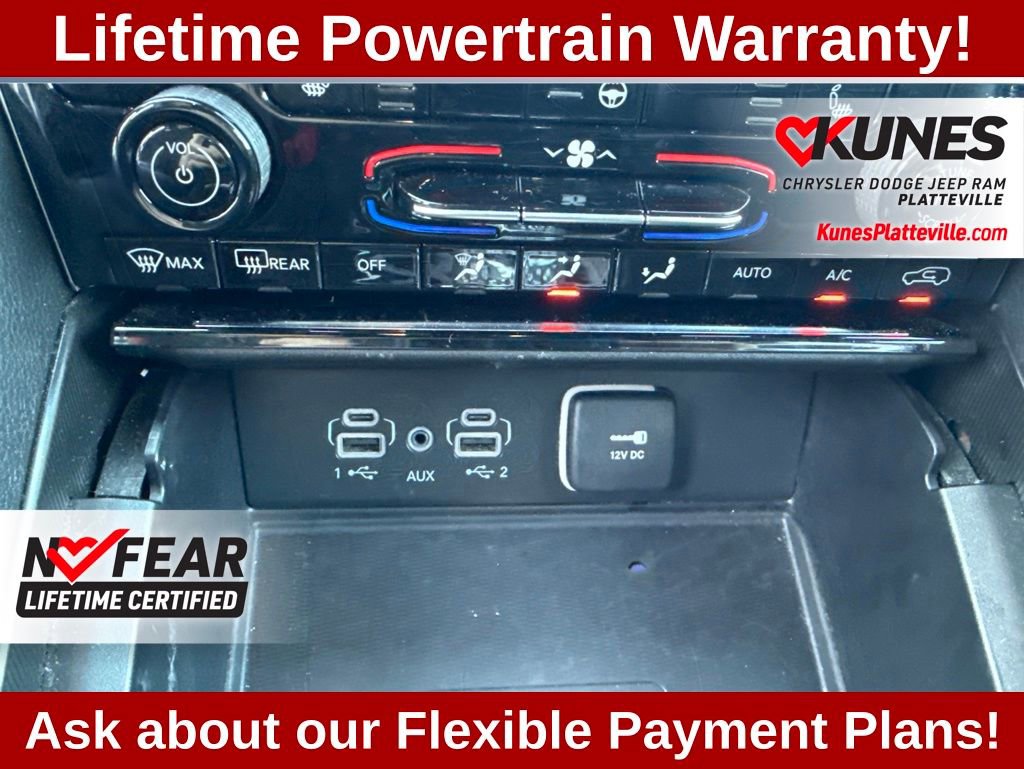 Used 2024 Jeep Grand Cherokee Altitude AWD/4WD image 19