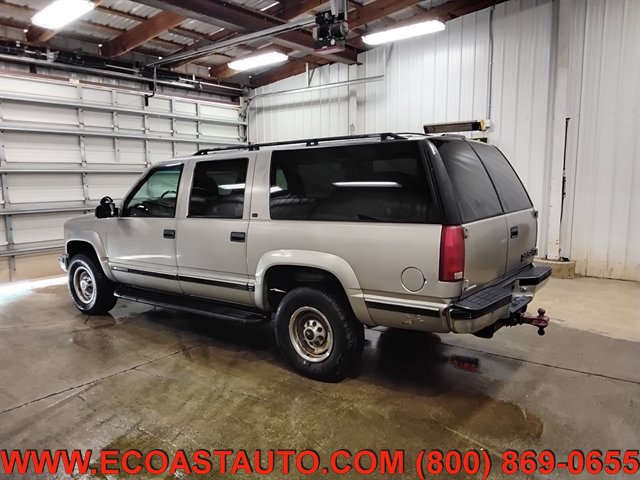 Used 1999 Chevrolet Suburban 2500 w/ Preferred Equipment Group 3 AWD/4WD image 3