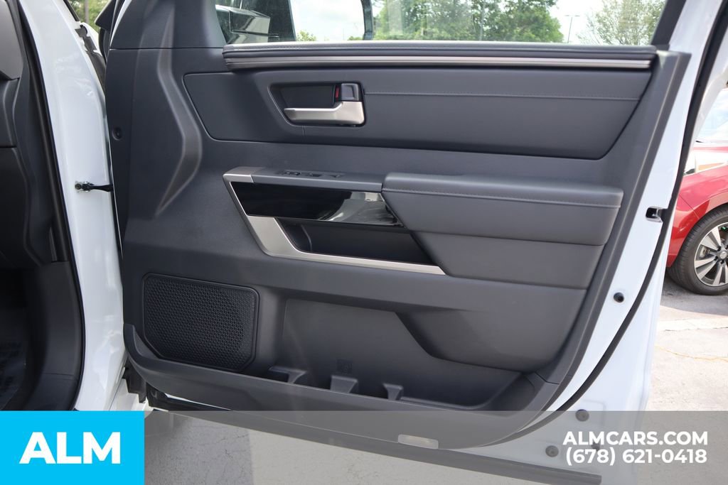 Used 2025 Toyota Tundra Limited image 32