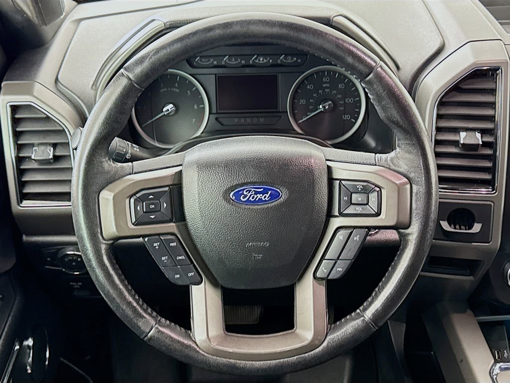 Used 2018 Ford Expedition XLT w/ Cargo Package image 12