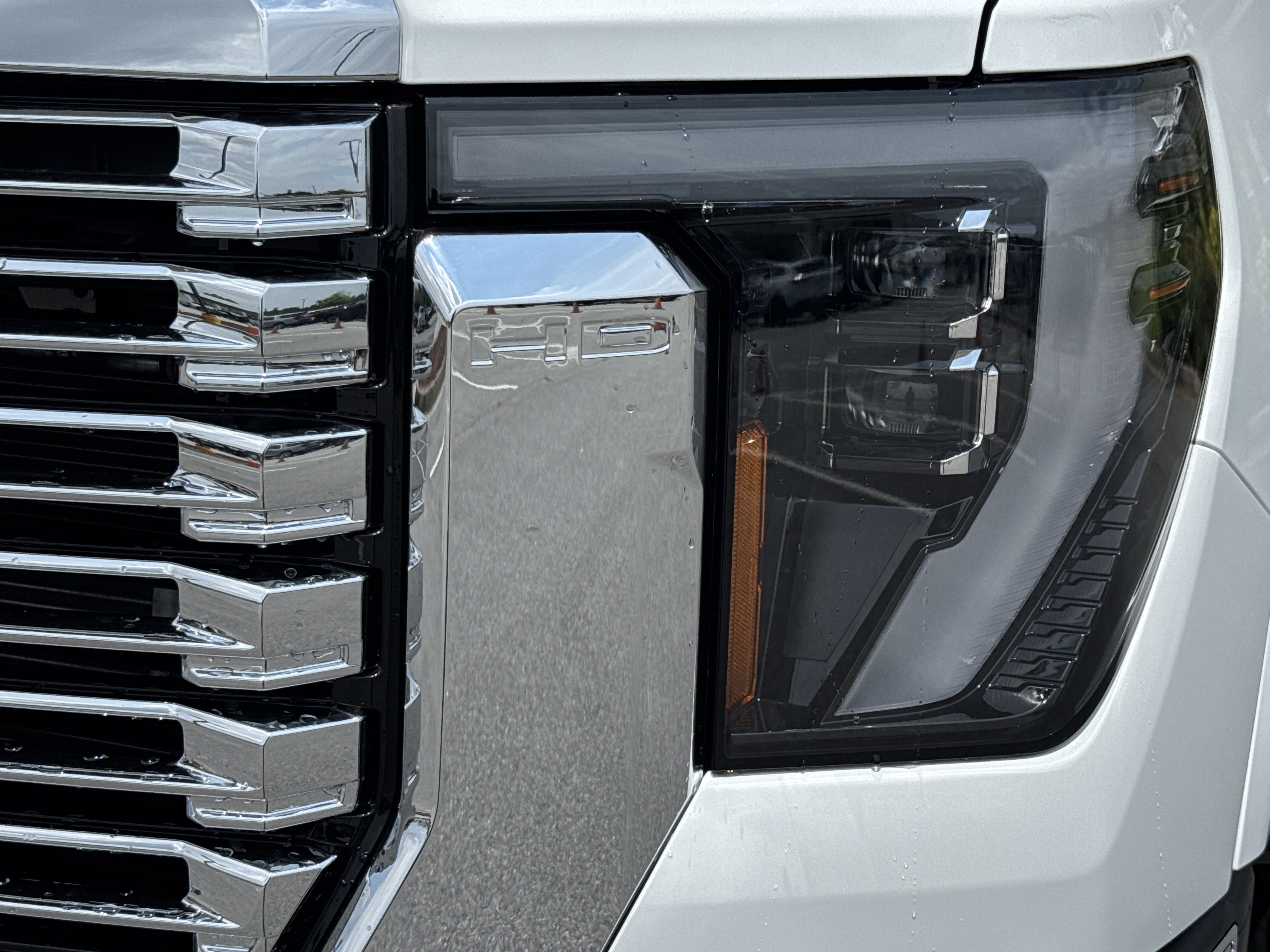 New 2026 GMC Sierra 2500 Denali w/ Denali Reserve Package AWD/4WD image 6