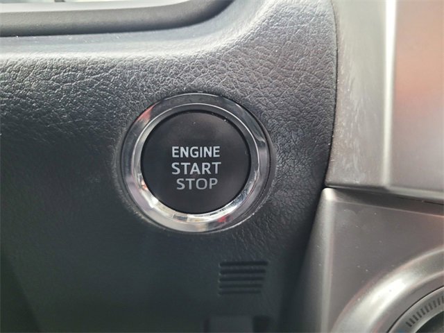 Used 2022 Toyota 4Runner Limited image 25