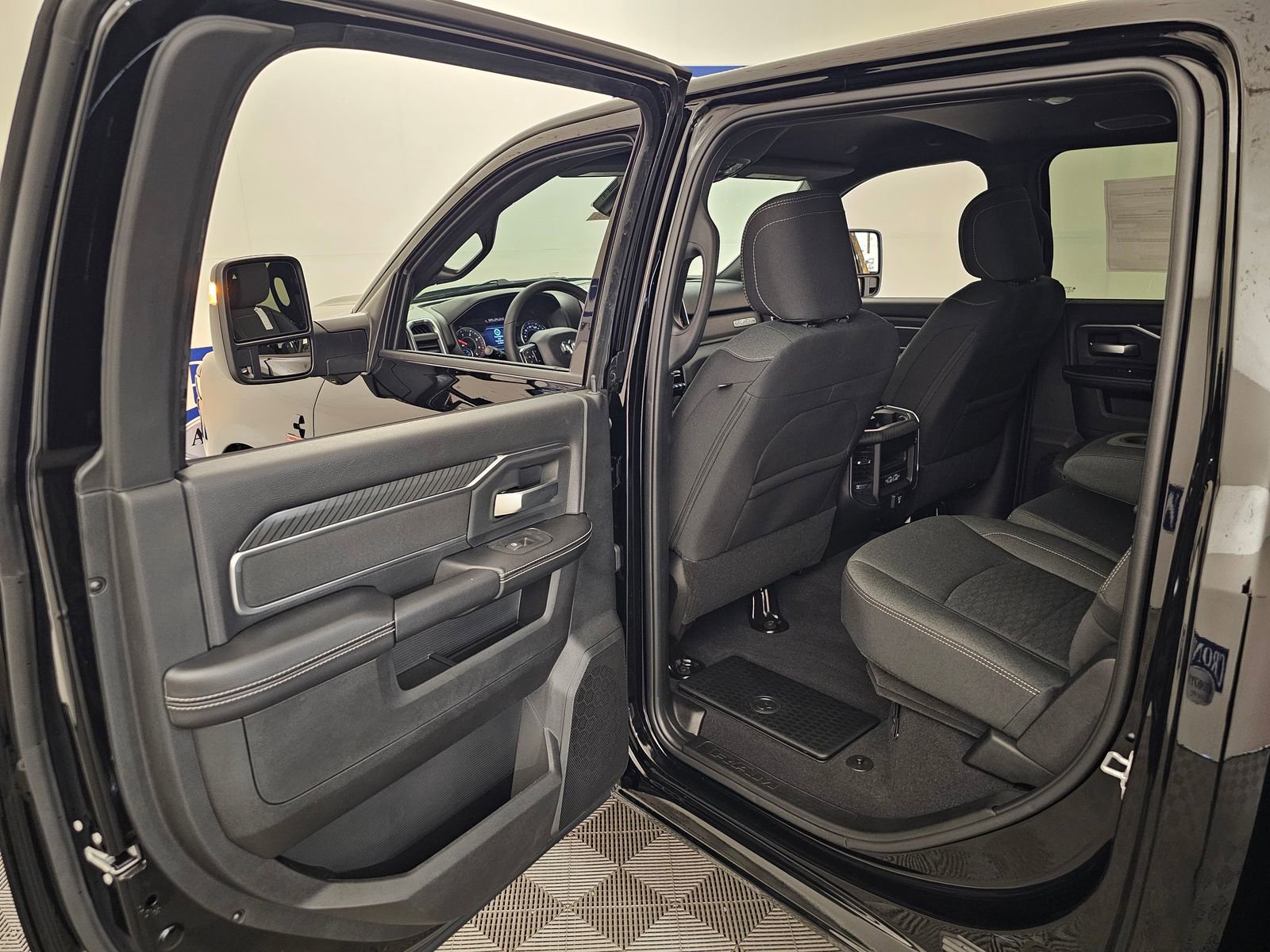 New 2026 RAM 2500 Big Horn image 37