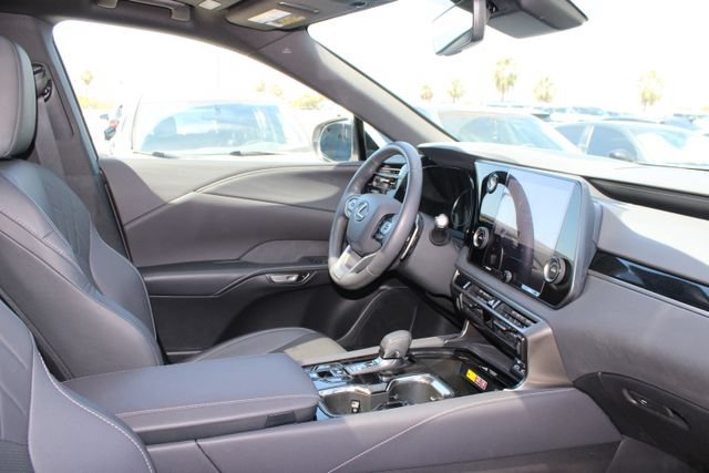 Certified 2024 Lexus RX 350 FWD w/ Technology Package image 5