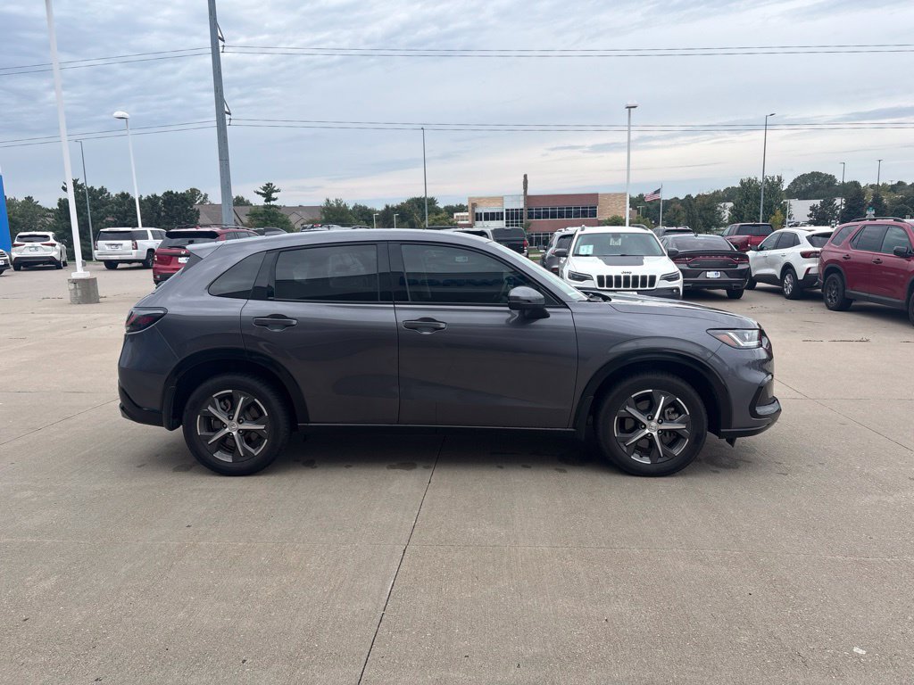 Certified 2024 Honda HR-V EX-L image 4