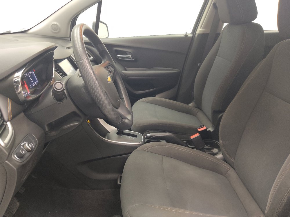 Used 2017 Chevrolet Trax LS AWD/4WD image 17