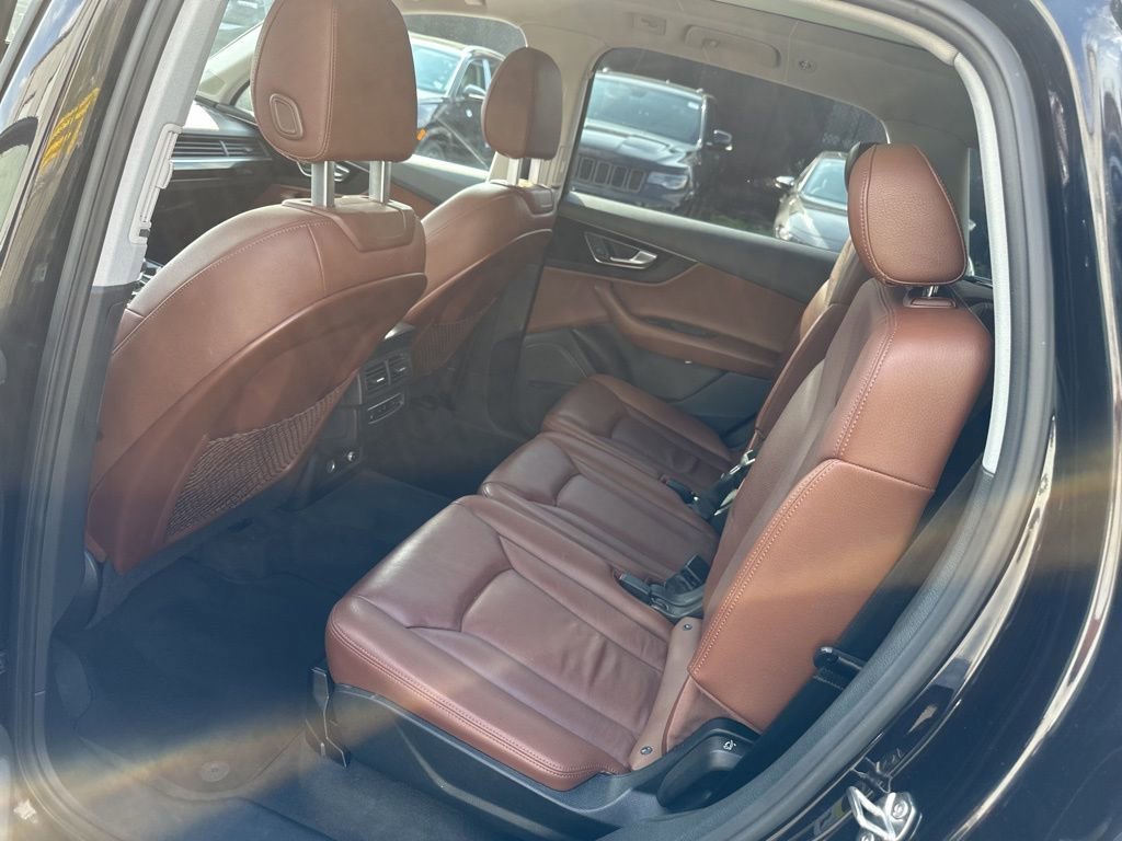 Used 2018 Audi Q7 3.0T Premium Plus w/ Premium Plus Package image 26