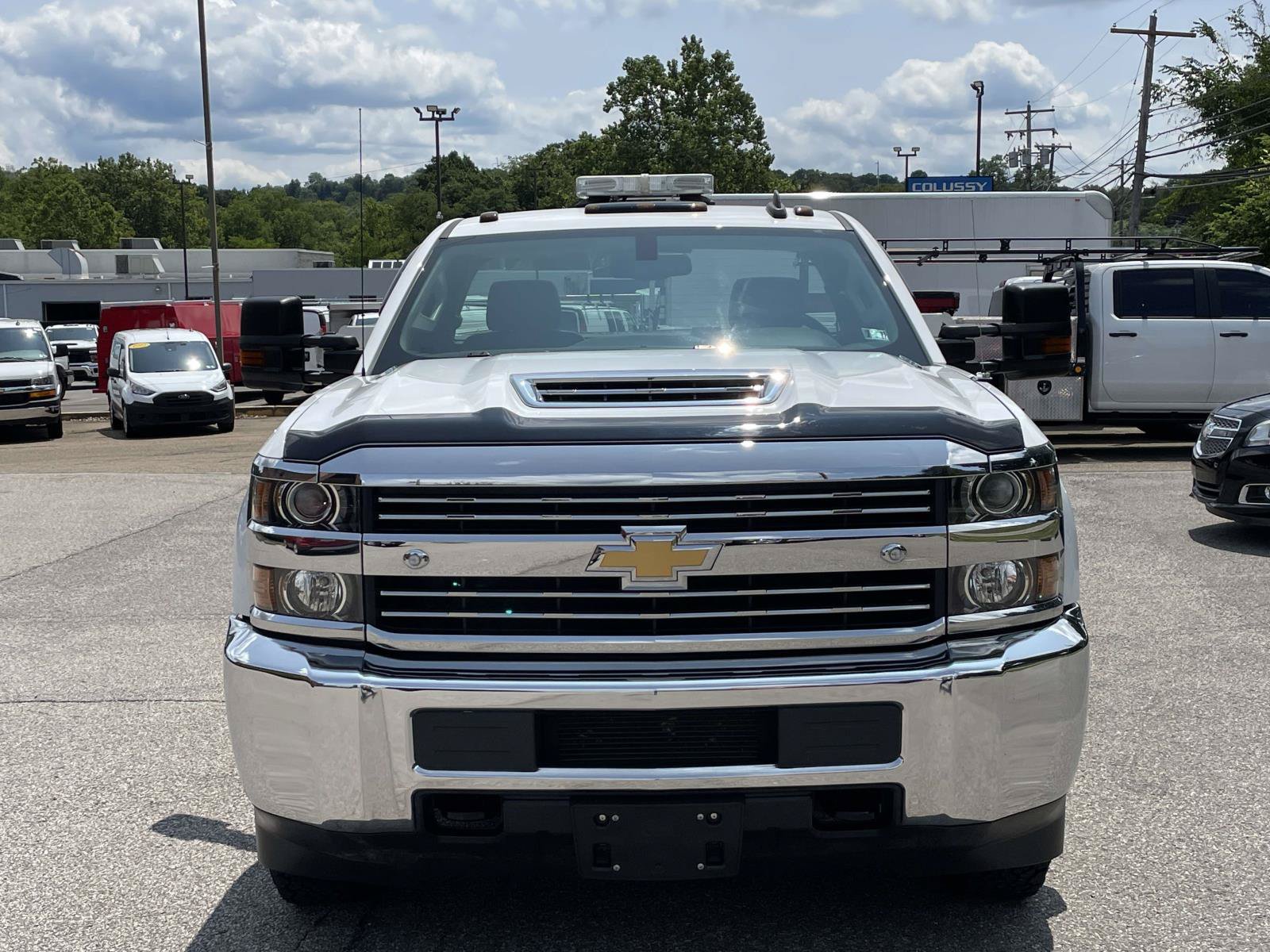 Used 2018 Chevrolet Silverado 3500 W/T w/ WT Convenience Package AWD/4WD image 8