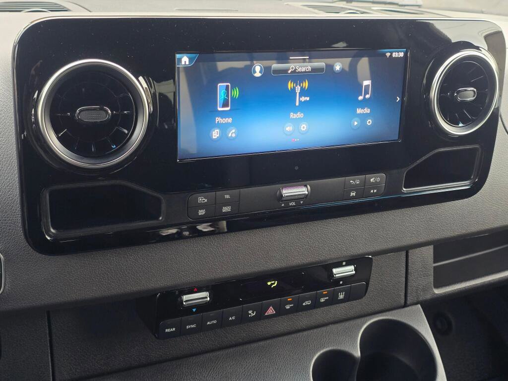 New 2025 Mercedes-Benz Sprinter 2500 image 29