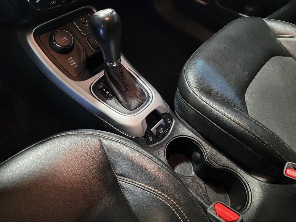 Used 2018 Jeep Compass Latitude w/ Popular Equipment Group image 26