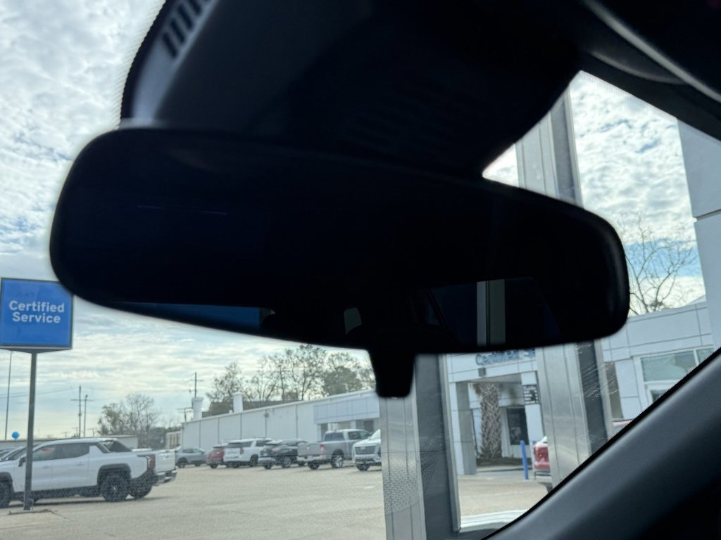 New 2026 Chevrolet Equinox LT w/ LPO, Floor Liner Package image 32