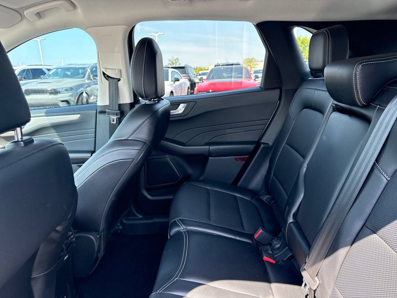 Used 2022 Ford Escape SEL w/ Class II Trailer Tow Package AWD/4WD image 12