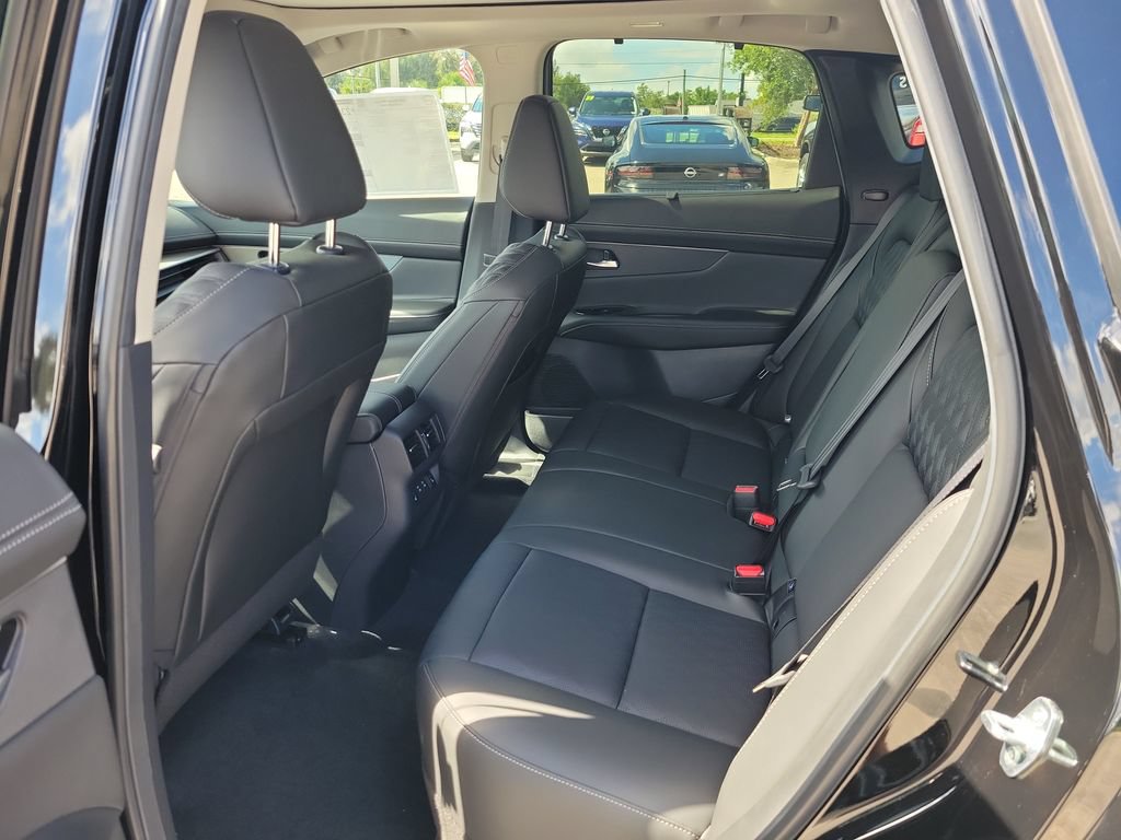 New 2026 Nissan Murano Platinum w/ Cargo Package AWD/4WD image 12