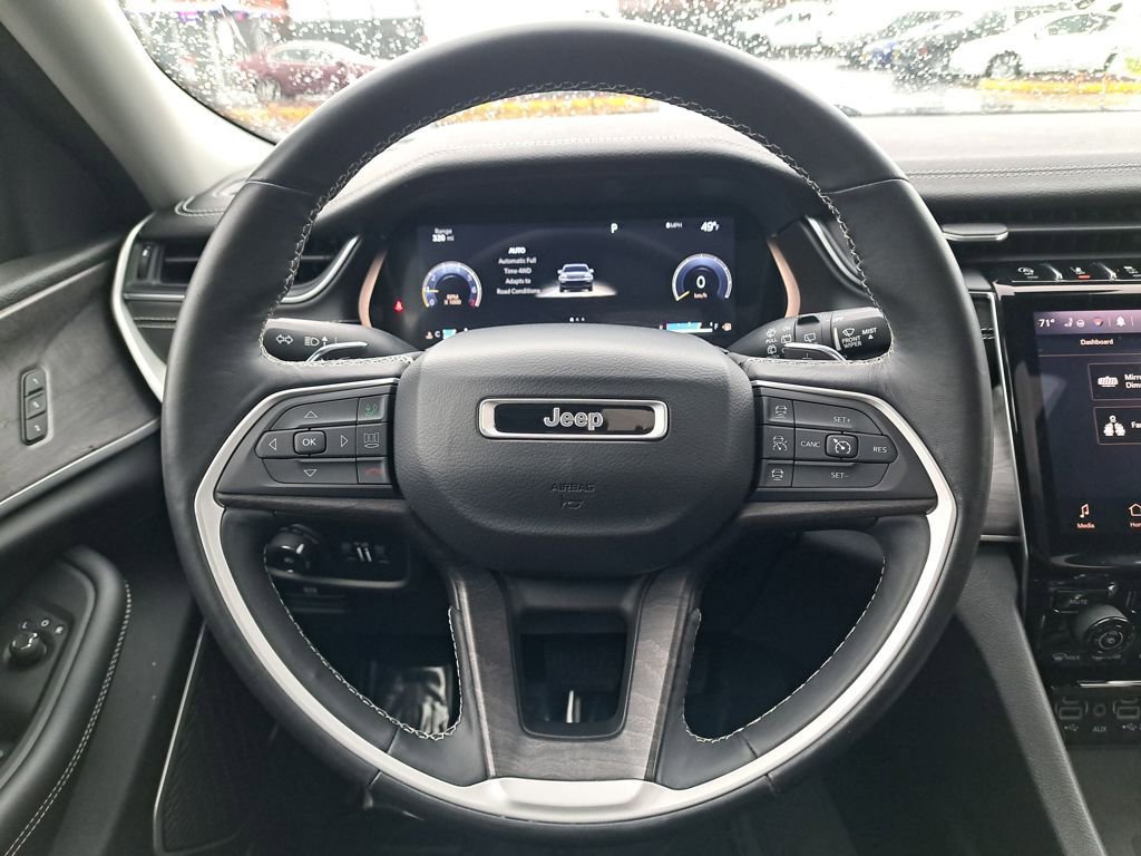 Used 2021 Jeep Grand Cherokee L Limited w/ Luxury Tech Group II image 19