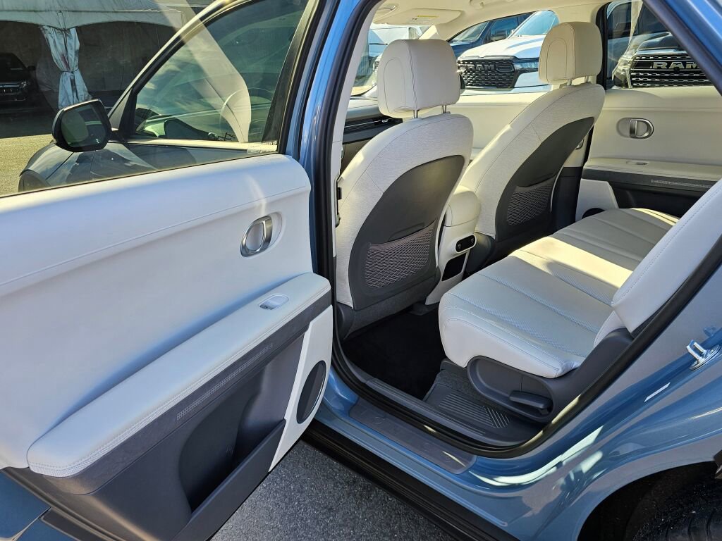Used 2023 Hyundai Ioniq 5 SEL image 13