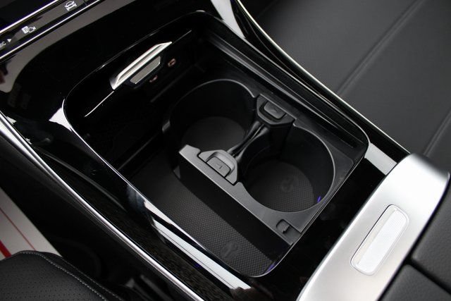 New 2025 Mercedes-Benz C 300 4MATIC Sedan image 27