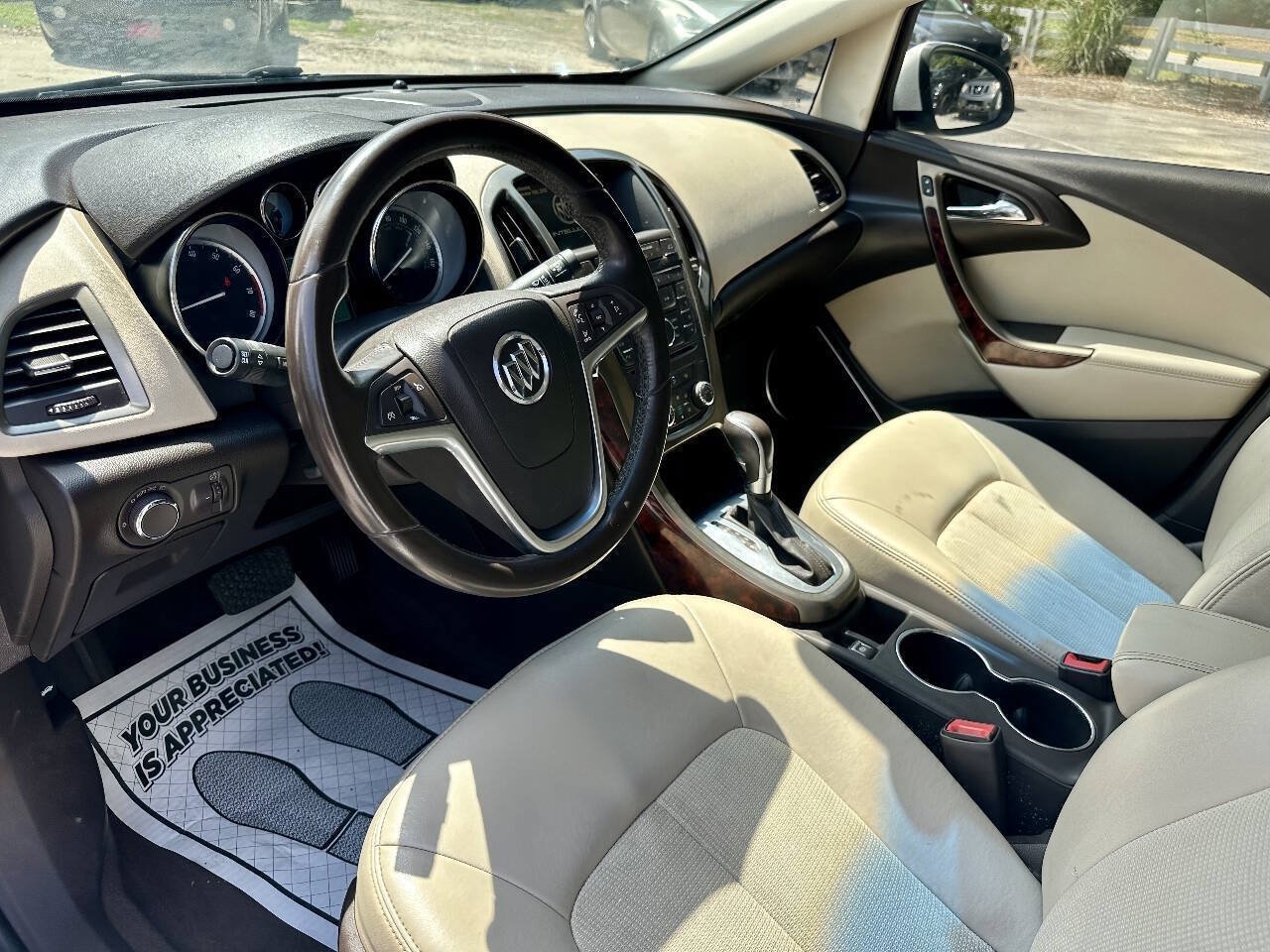 Used 2016 Buick Verano FWD image 9
