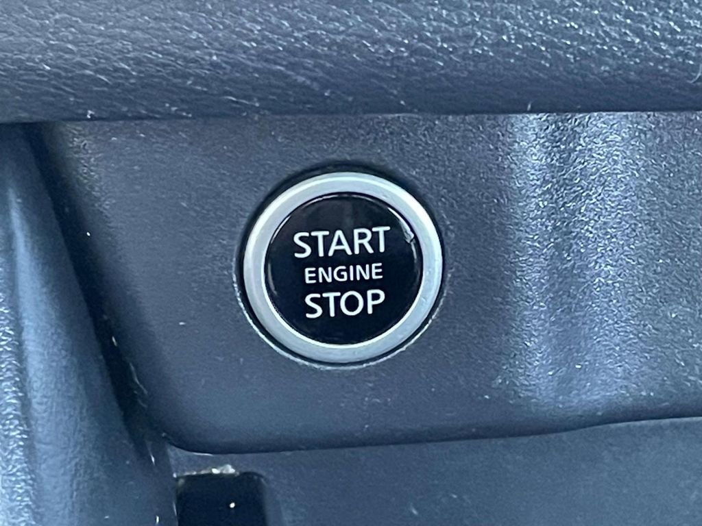 Used 2021 Nissan Rogue SL w/ Premium Package image 37