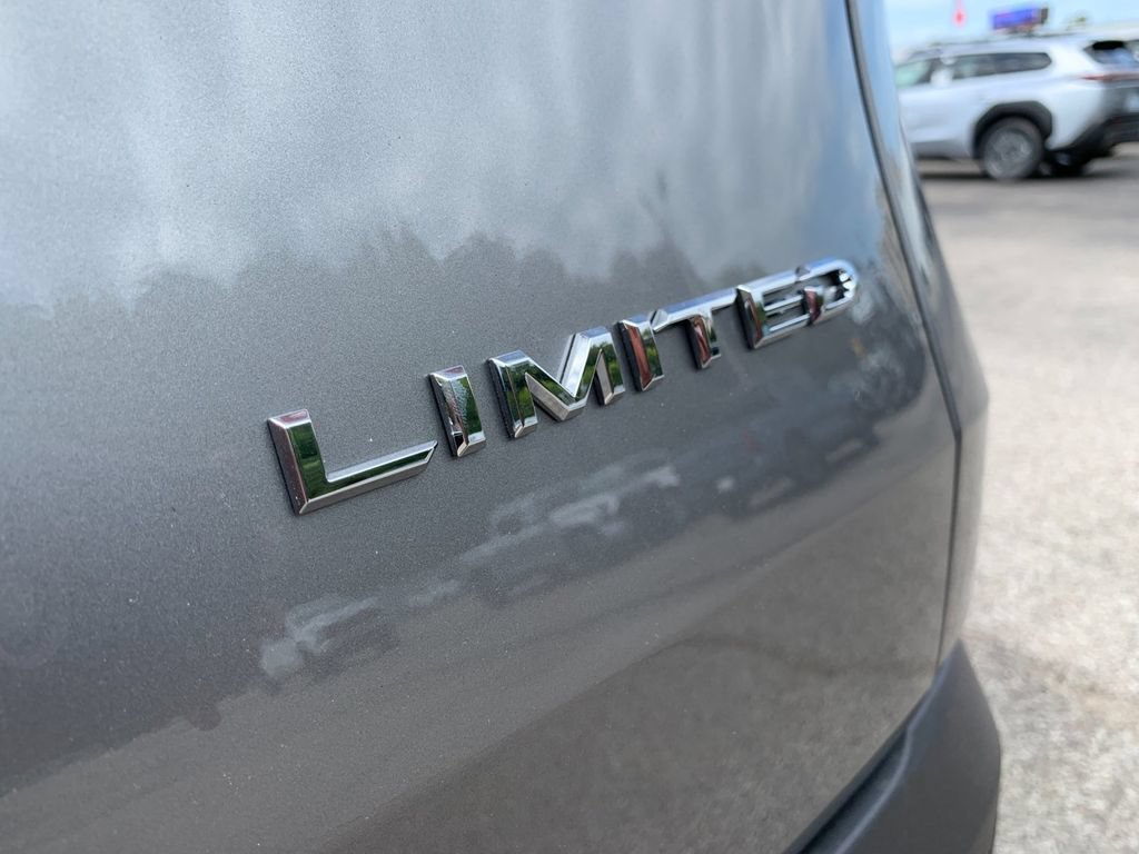 Used 2026 Toyota Grand Highlander AWD Hybrid image 40