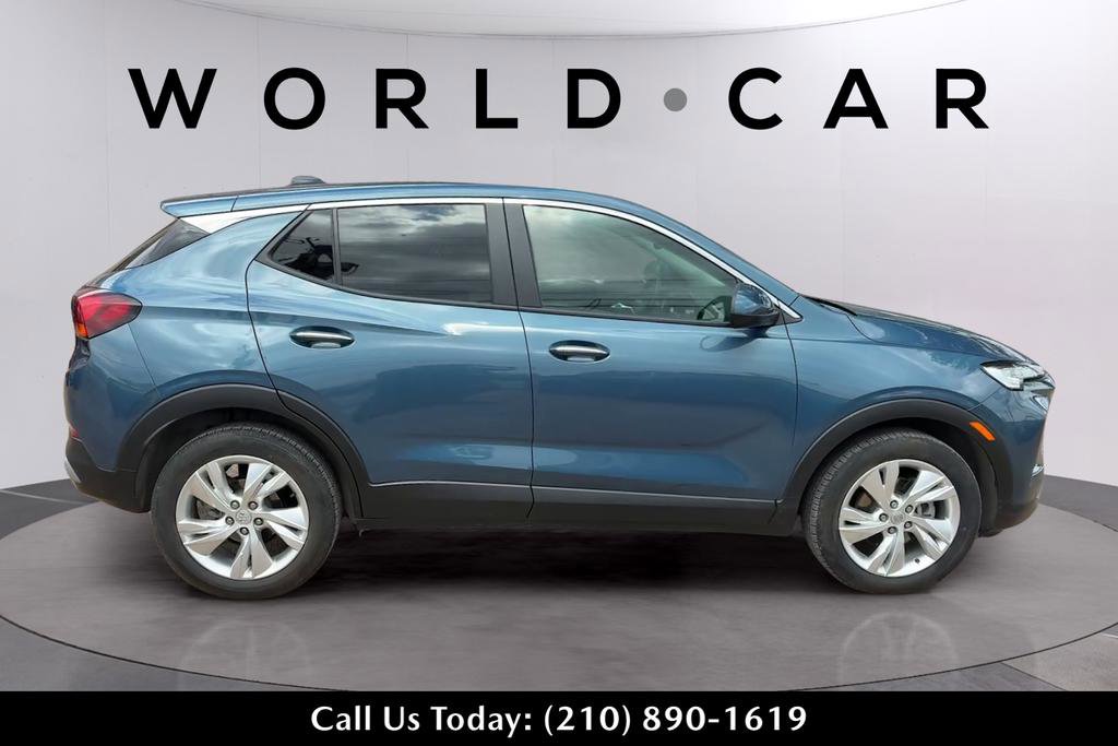 Used 2024 Buick Encore GX Preferred FWD image 2