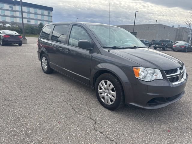 Used 2019 Dodge Grand Caravan SE w/ Rear Park Assist Package image 9