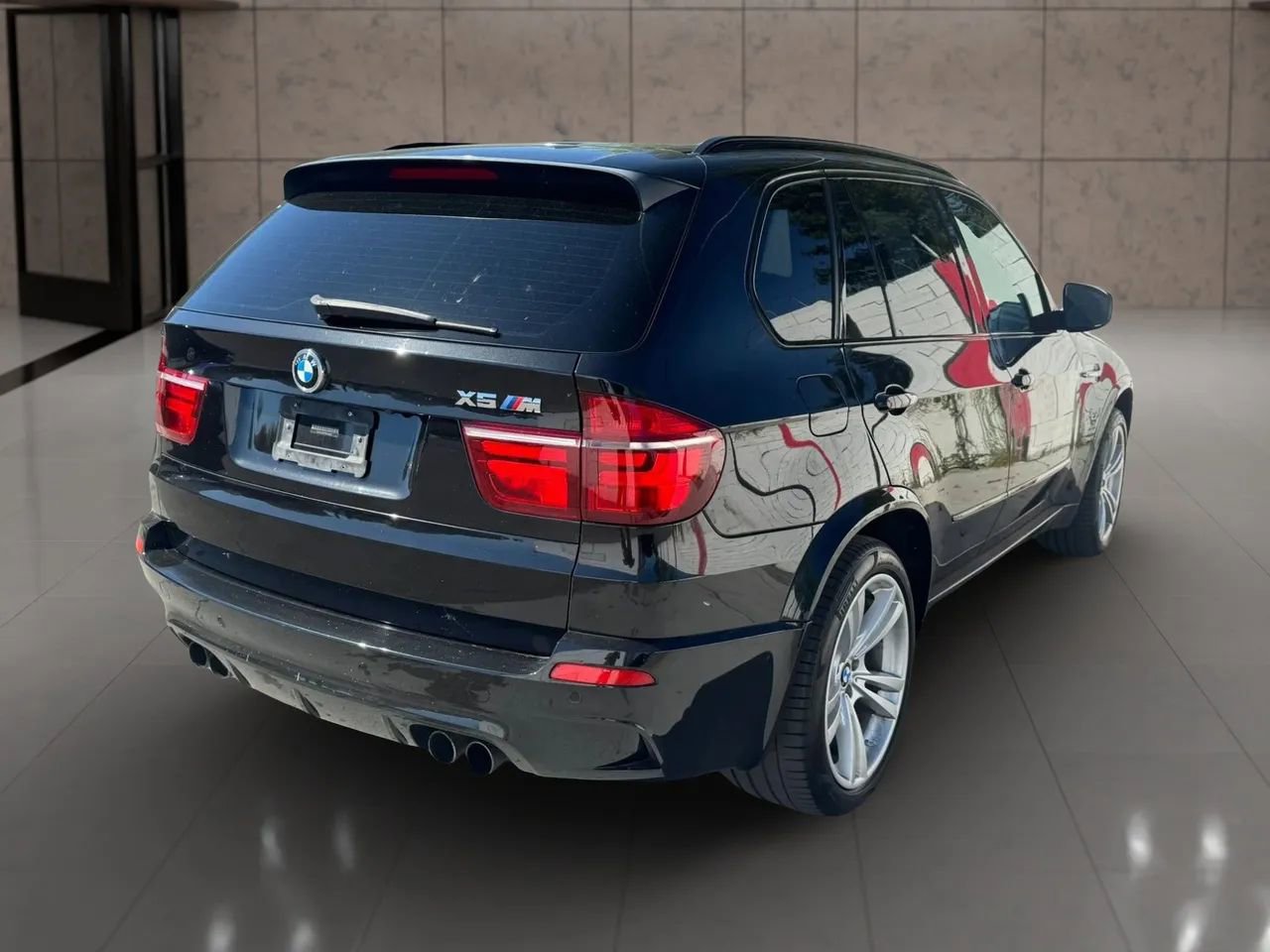 Used 2011 BMW X5 M xDrive Sport Utility 4D image 6