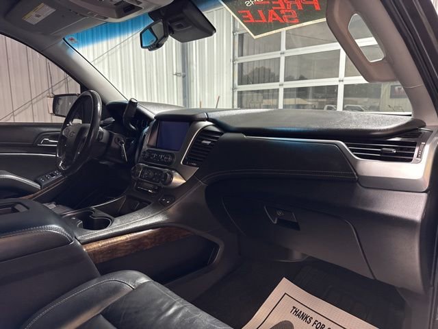 Used 2017 Chevrolet Suburban LT AWD/4WD image 28