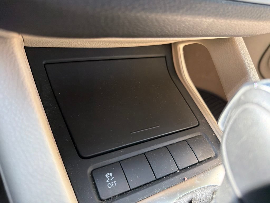 Used 2012 Volkswagen Eos Komfort FWD image 21