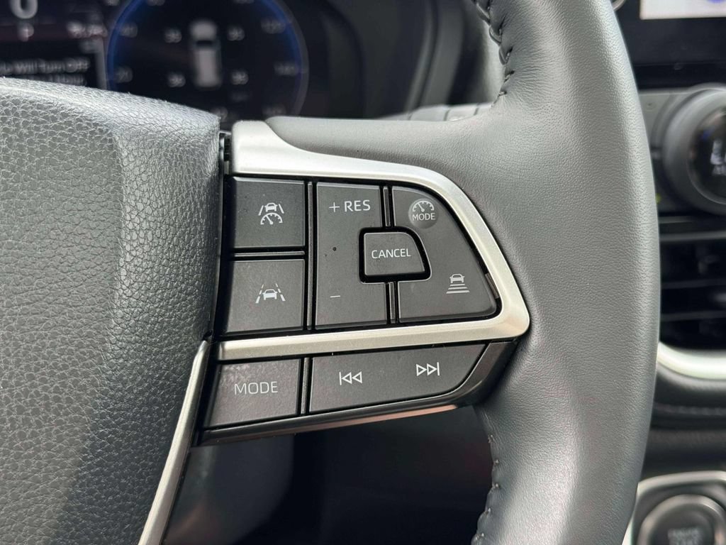 Used 2026 Toyota Grand Highlander AWD image 27